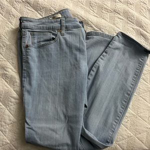 Mid rise skinny jeans